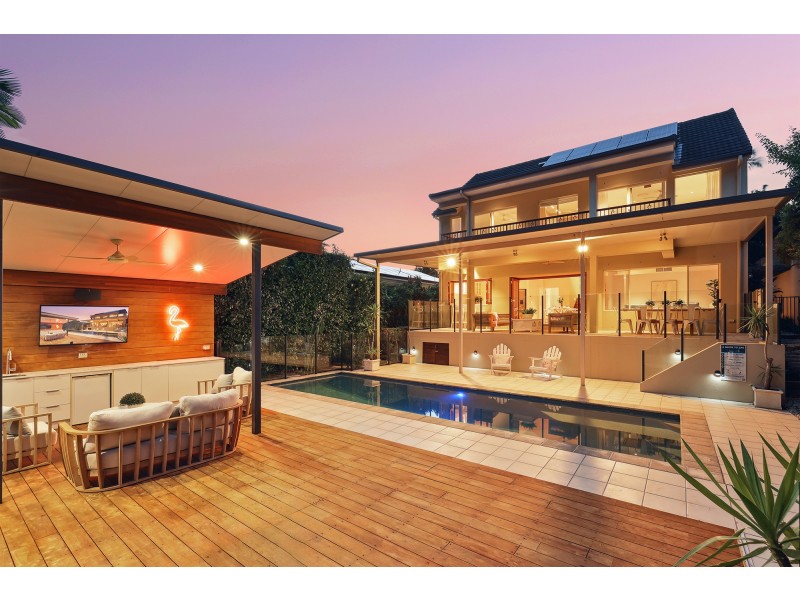 332 Ron Penhaligon Way, Robina QLD 4226