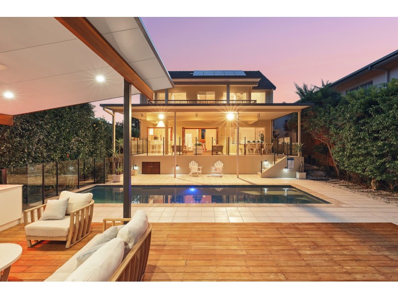 332 Ron Penhaligon Way, Robina QLD 4226