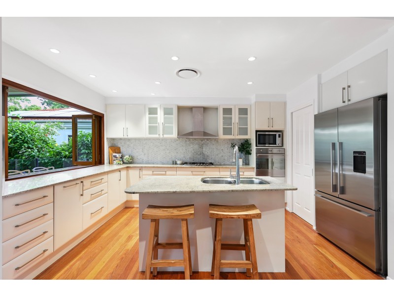 332 Ron Penhaligon Way, Robina QLD 4226