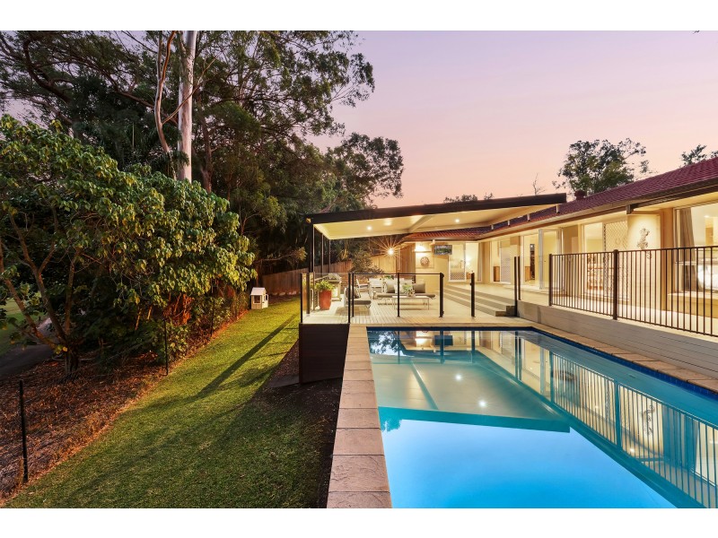 123 Glen Eagles Drive, Robina QLD 4226
