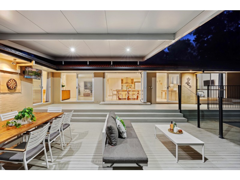 123 Glen Eagles Drive, Robina QLD 4226