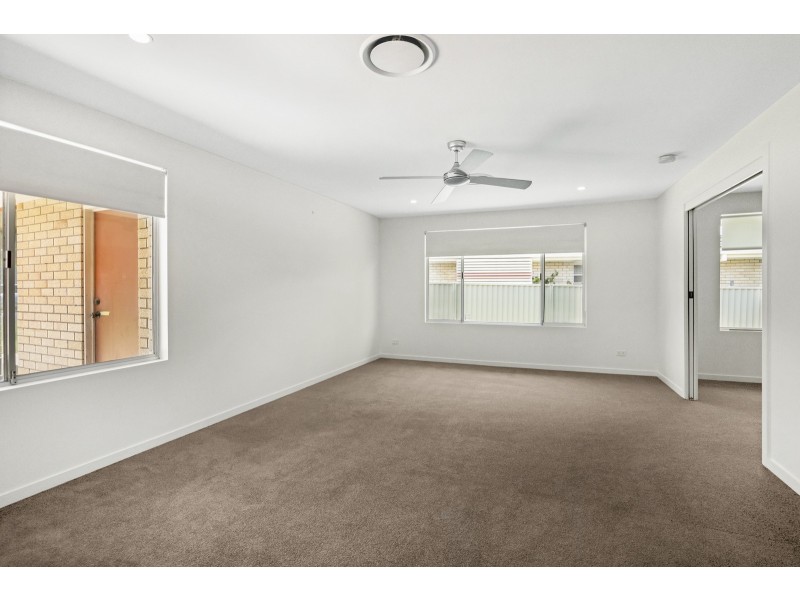 6 Bunya Place, Palm Beach QLD 4221