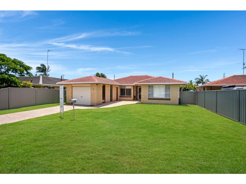 6 Bunya Place, Palm Beach QLD 4221