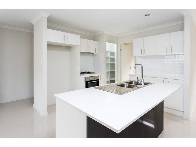 72 Yarrambat Rise, Upper Coomera QLD 4209