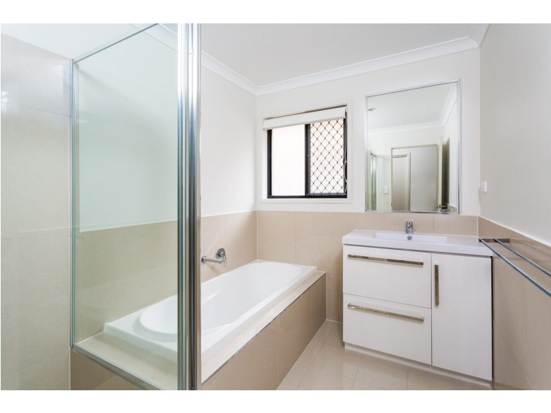 72 Yarrambat Rise, Upper Coomera QLD 4209