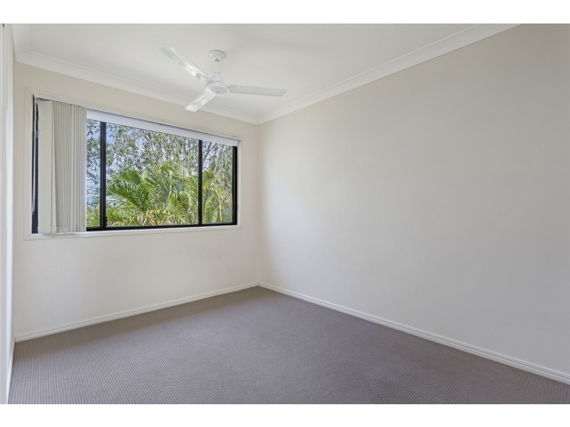 24/1 Secondary Street, Upper Coomera QLD 4209