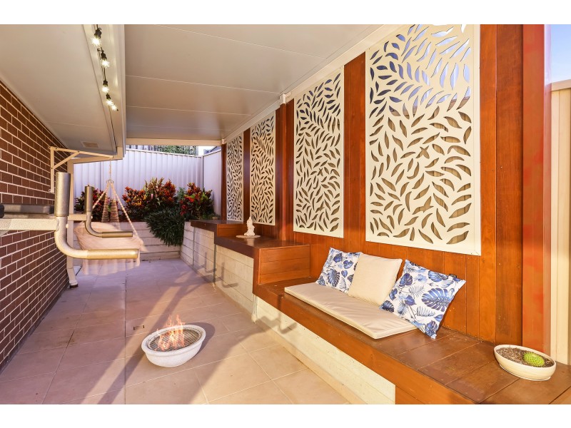 8 Button Quail Court, Gilston QLD 4211