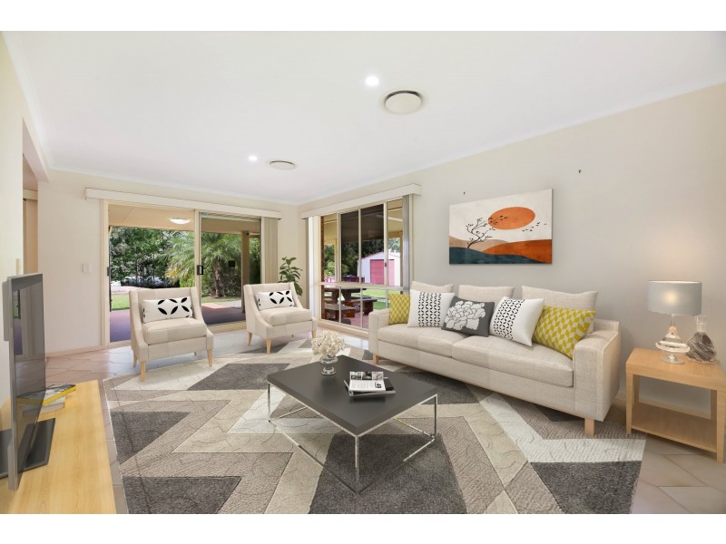 25 Harry Mills Drive, Worongary QLD 4213