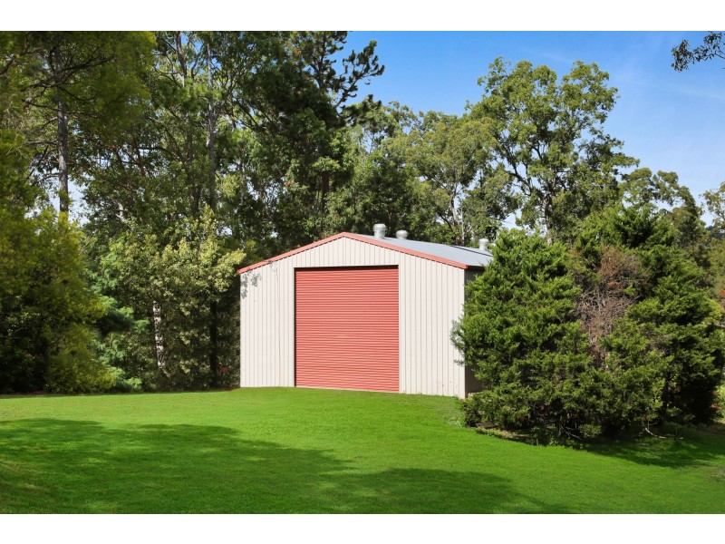 25 Harry Mills Drive, Worongary QLD 4213