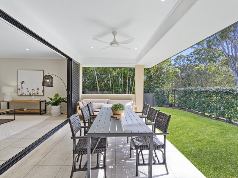 2B Penamber Court, Benowa QLD 4217