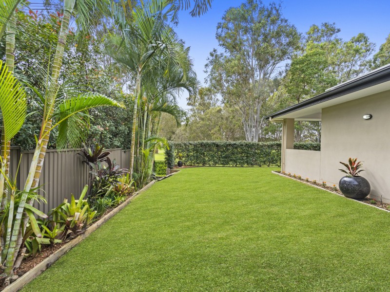 2B Penamber Court, Benowa QLD 4217
