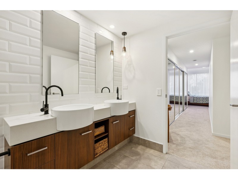 3016/397 Christine Avenue, Varsity Lakes QLD 4227