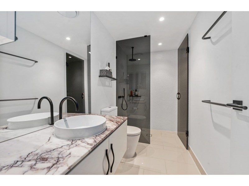 1902/1328 Gold Coast Highway, Palm Beach QLD 4221