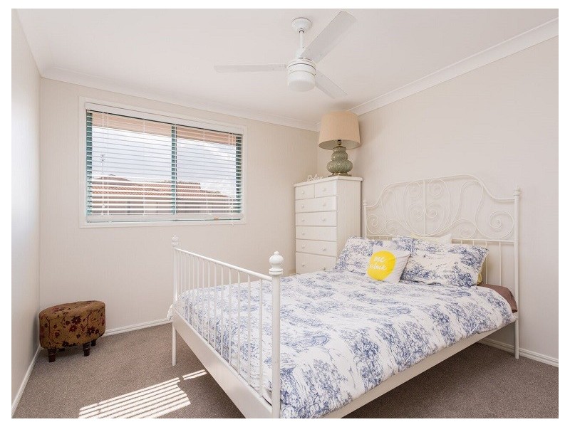 2/21 Regensberg Close, Varsity Lakes QLD 4227