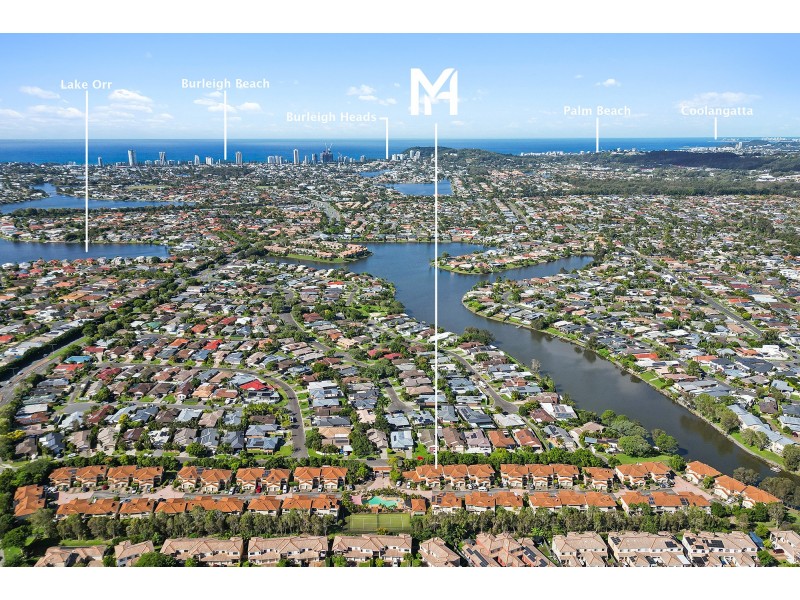2/21 Regensberg Close, Varsity Lakes QLD 4227