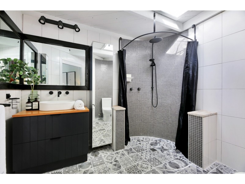 22 Leisure Lane, Worongary QLD 4213