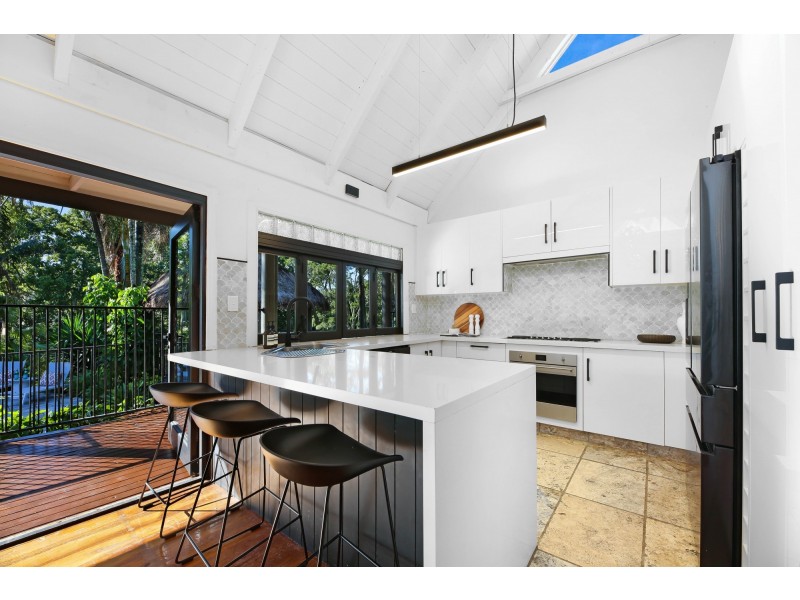 22 Leisure Lane, Worongary QLD 4213