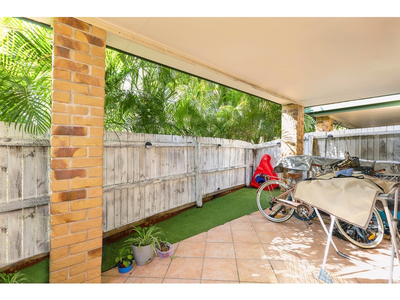 63/220 Christine Avenue, Burleigh Waters QLD 4220