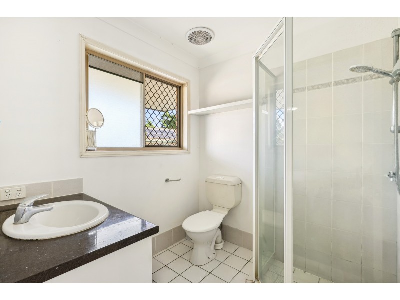 63/220 Christine Avenue, Burleigh Waters QLD 4220