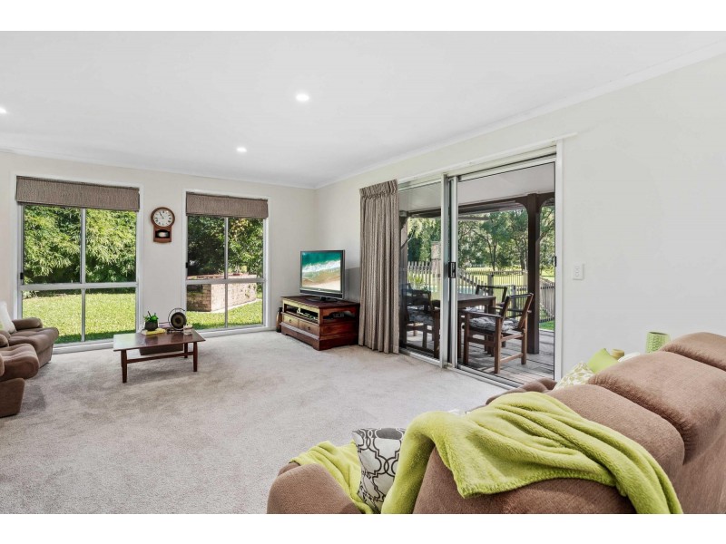 68 Coorabin Court, Tallebudgera QLD 4228