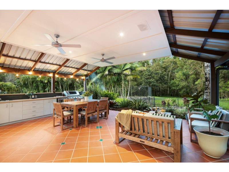 18 Canopy Drive, Bonogin QLD 4213