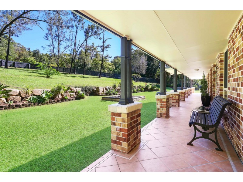 18 Canopy Drive, Bonogin QLD 4213