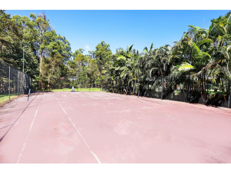 18 Canopy Drive, Bonogin QLD 4213