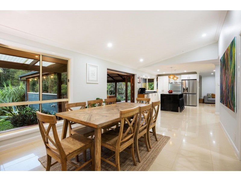 18 Canopy Drive, Bonogin QLD 4213