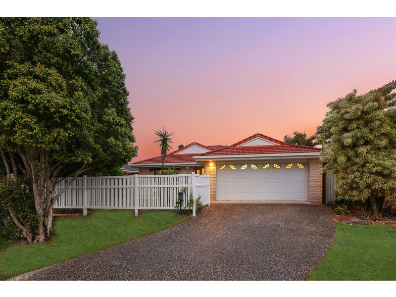 6 Redwing Court, Burleigh Waters QLD 4220