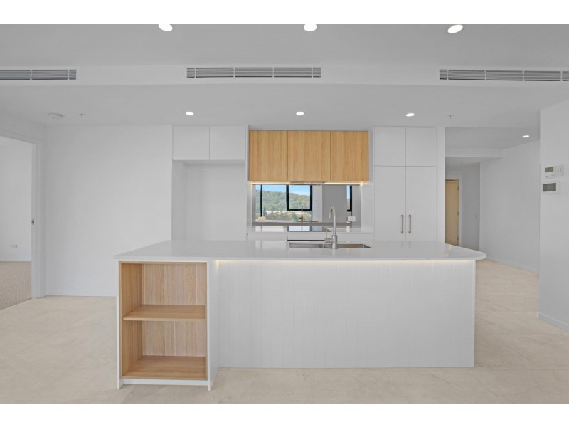 702/14 Twenty Eigth Avenue, Palm Beach QLD 4221