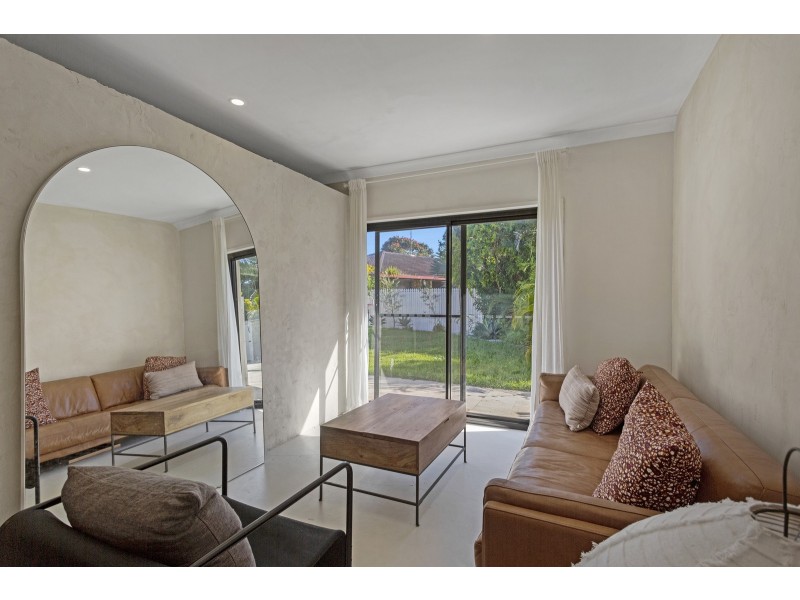 TEN SPOONBILL CRT, Burleigh Waters QLD 4220