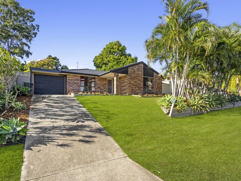 4 Dawnann Court, Carrara QLD 4211