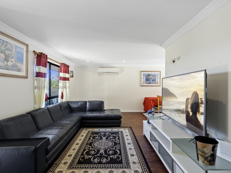 4 Dawnann Court, Carrara QLD 4211