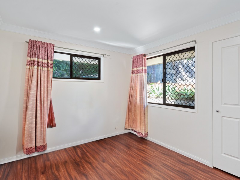 4 Dawnann Court, Carrara QLD 4211