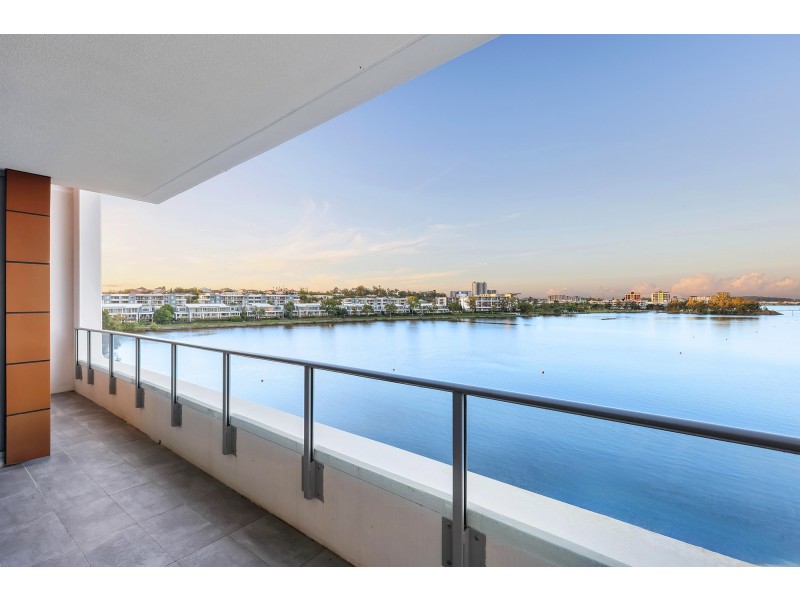 1204/397 Christine Avenue, Varsity Lakes QLD 4227
