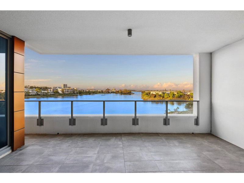 1204/397 Christine Avenue, Varsity Lakes QLD 4227
