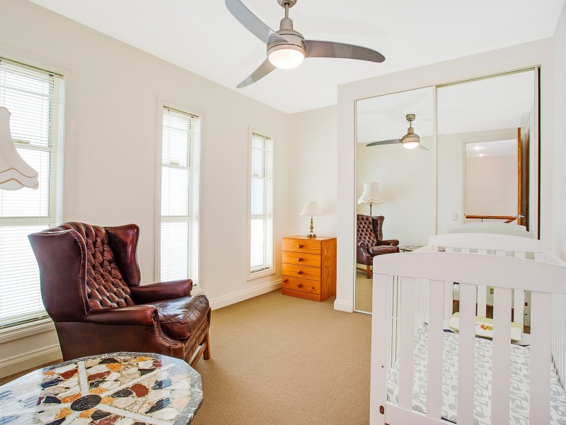 702 Glades Drive, Robina QLD 4226