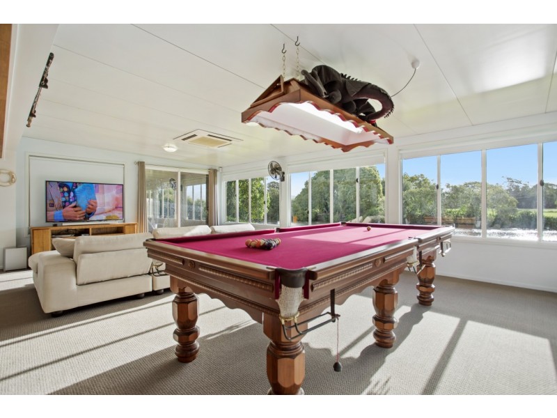 270 Nineteenth Avenue, Elanora QLD 4221