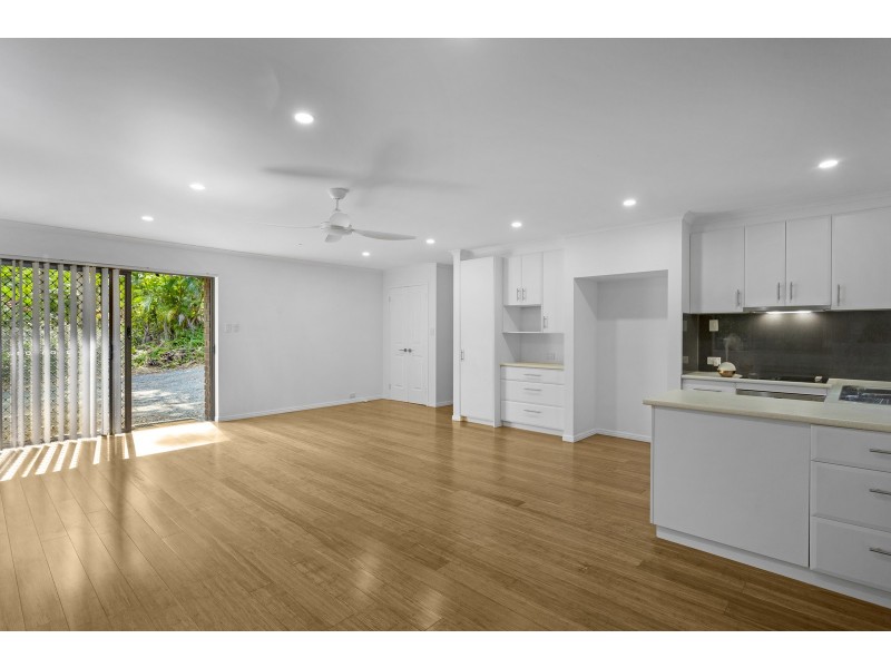 18b Albert Evans Drive, Worongary QLD 4213