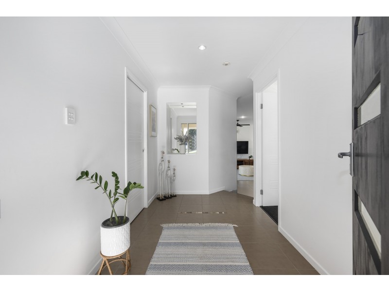 22 Snowwood Street, Reedy Creek QLD 4227