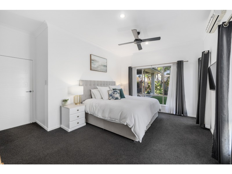 22 Snowwood Street, Reedy Creek QLD 4227