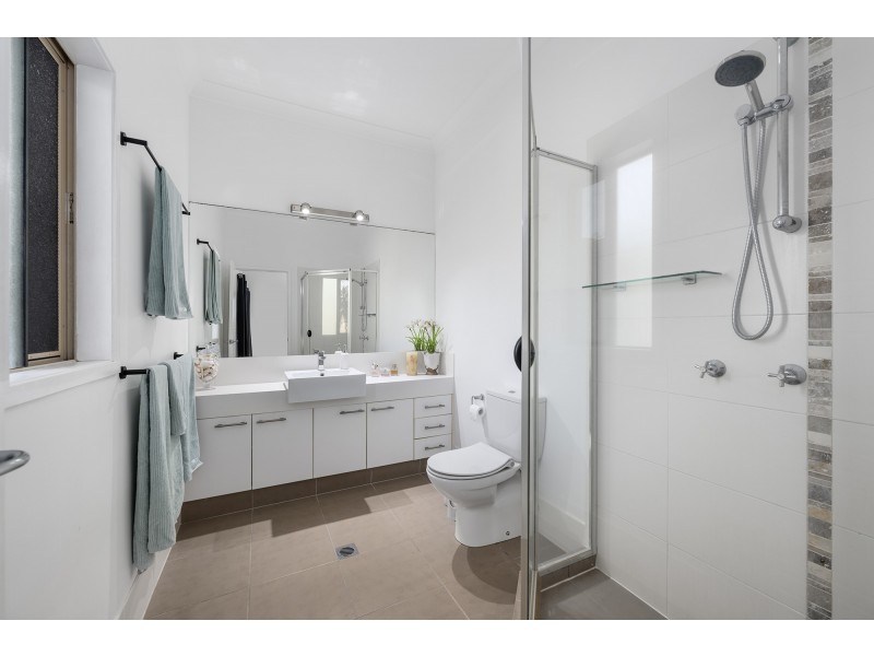 22 Snowwood Street, Reedy Creek QLD 4227