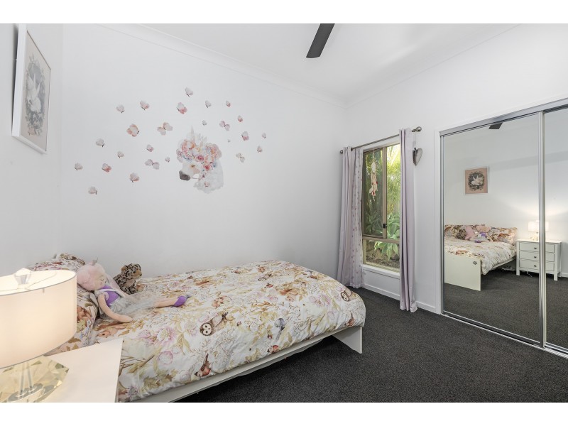 22 Snowwood Street, Reedy Creek QLD 4227