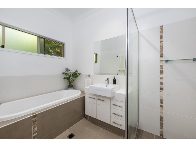 22 Snowwood Street, Reedy Creek QLD 4227