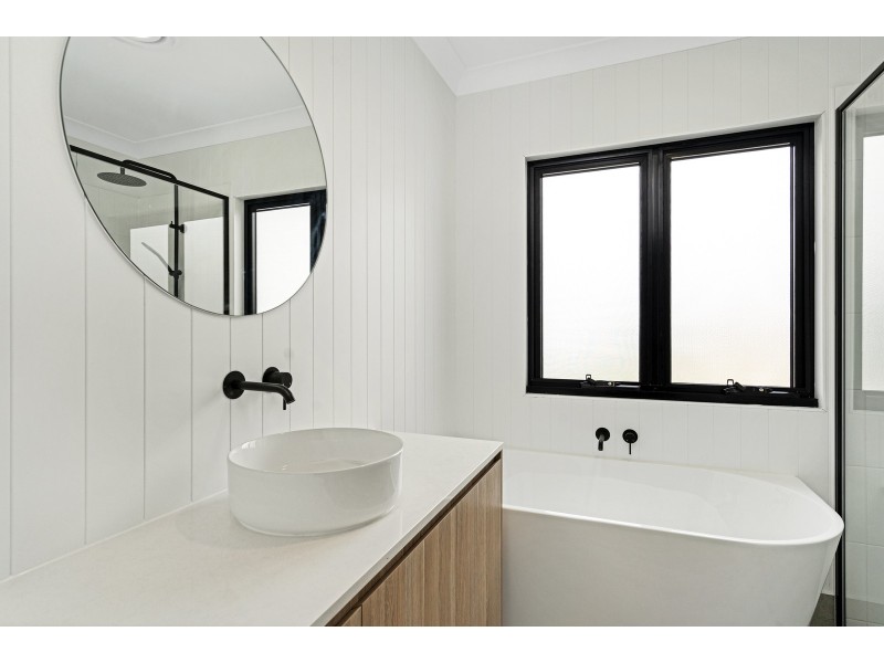 183 Townson Avenue, Palm Beach QLD 4221