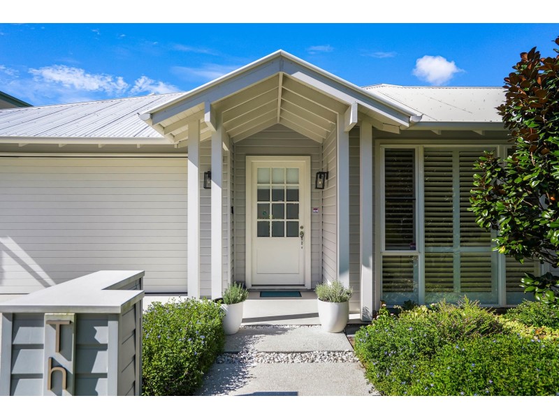 3 Eden Circuit, Reedy Creek QLD 4227