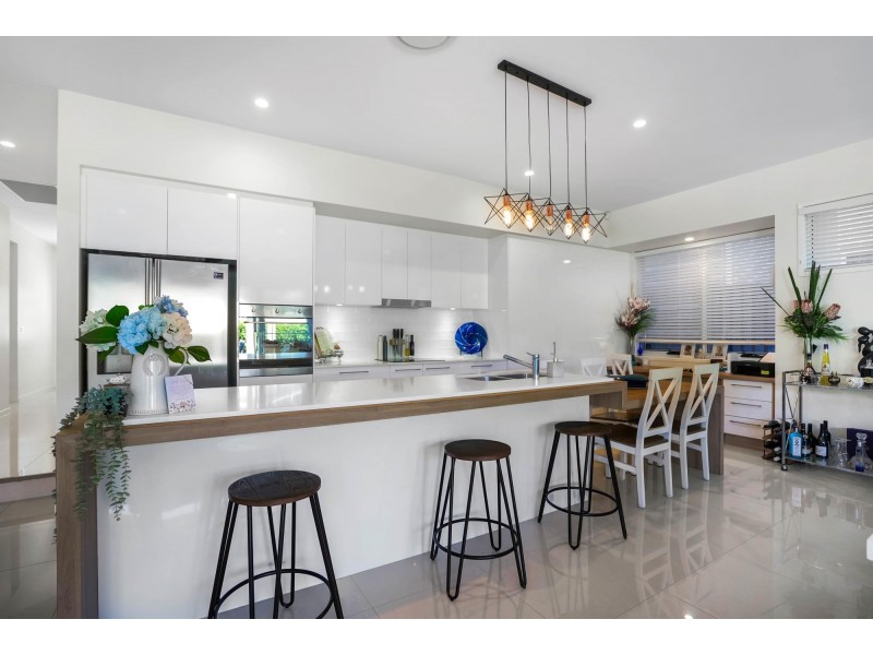 3 Eden Circuit, Reedy Creek QLD 4227
