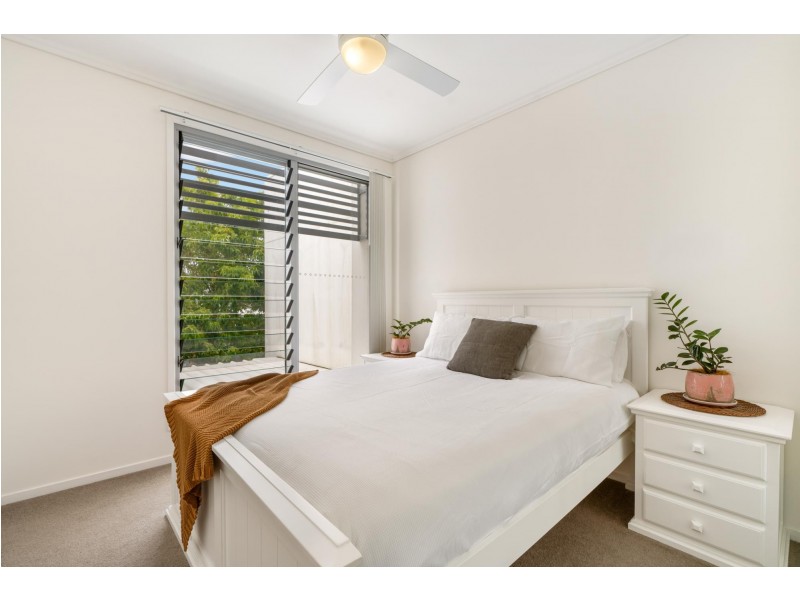 9 Brooklyn Crescent, Robina QLD 4226