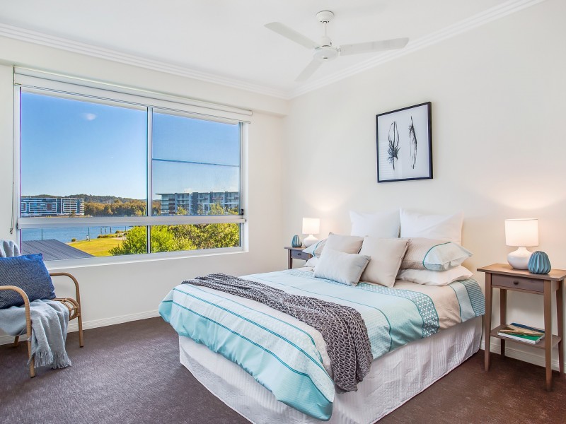 20/1 Lakefront Crescent, Varsity Lakes QLD 4227