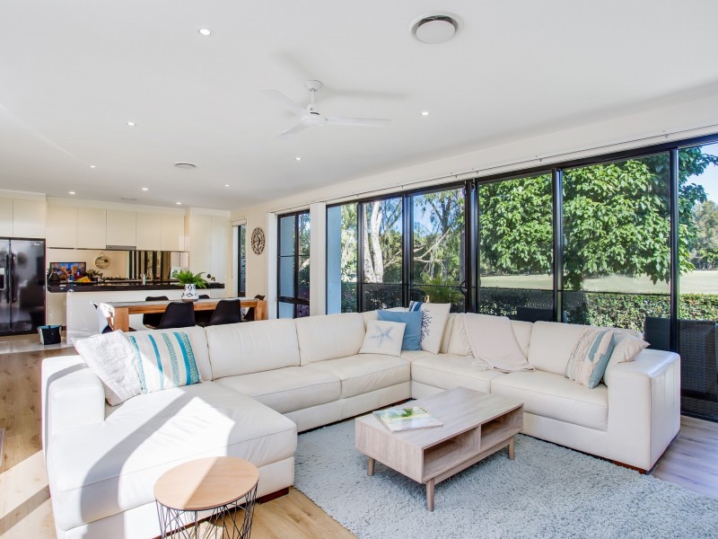 892 Medinah Avenue, Robina QLD 4226